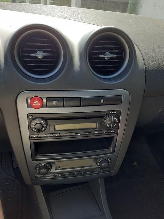 Usado 2006 Seat Ibiza Sport Sedan | € 4.500 (Preço elevado) - Imagem 1/4
