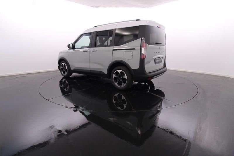 Usado Ford Tourneo 125 HP (91 kW) 2024 Cinzento