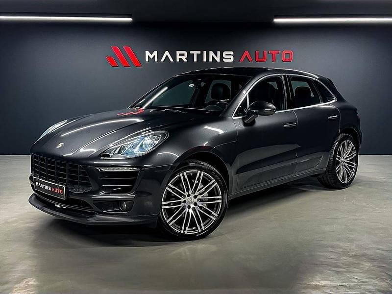 Cinzento Usado 2017 Porsche Macan SUV | € 45.990 - Imagem 1/4
