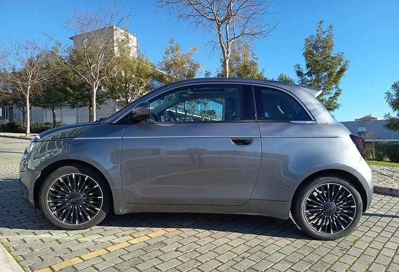 Usado Fiat 500e 86 kW (118 HP) 2023 Cinzento