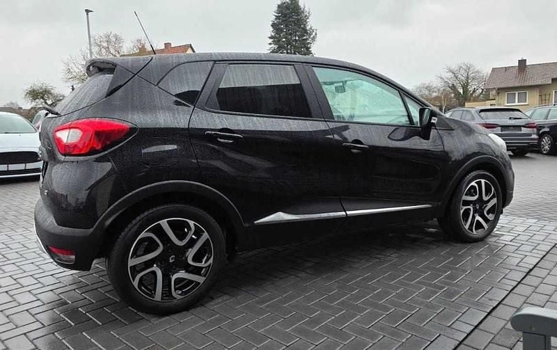 Usado Renault Captur 90 HP (66 kW) 2013 Preto SUV