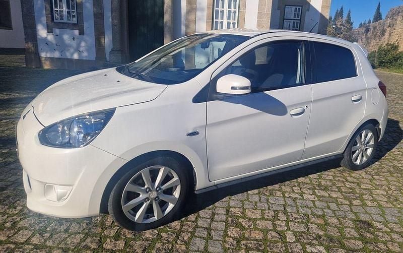 Usado 2016 Mitsubishi Space Star Sedan | € 8.950 (Preço justo) - Imagem 1/4
