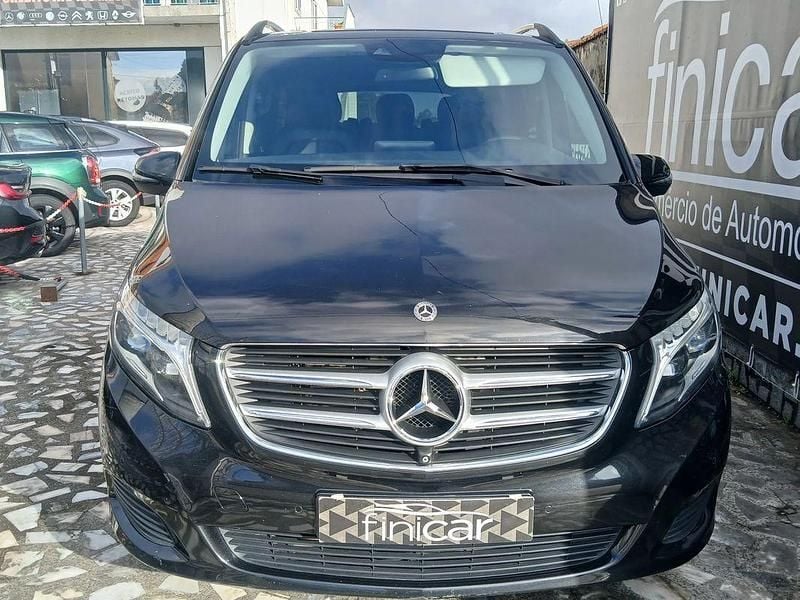 Usado Mercedes V250 Avantgarde 190 HP (139 kW) 2018 Preto Monovolume