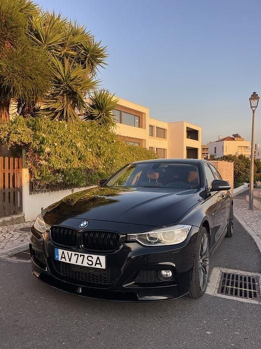 Usado 2013 BMW 320 Sedan | € 17.900 - Imagem 1/4