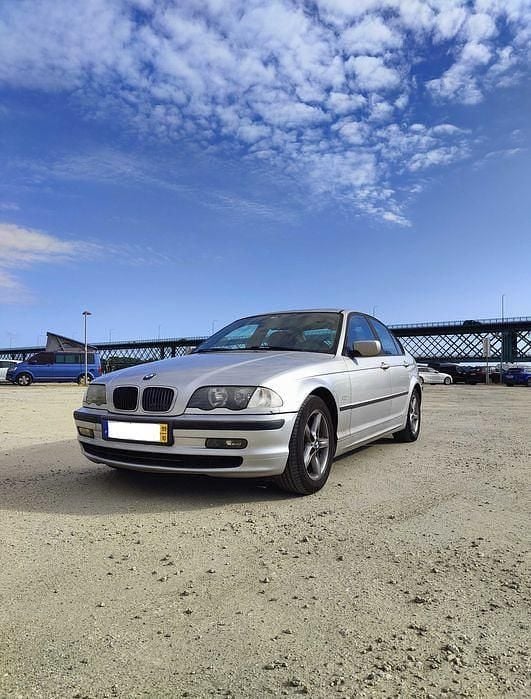Usado 1999 BMW 320 Sedan | € 4.250 (Preço justo) - Imagem 1/4