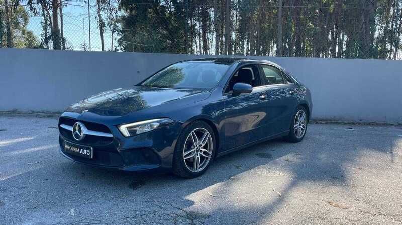 Azul Usado 2022 Mercedes A180 Style | € 26.990 (Bom preço) - Imagem 1/4
