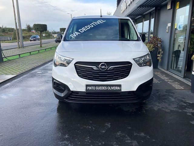 Usado Opel Combo 102 HP (75 kW) 2023 Branco