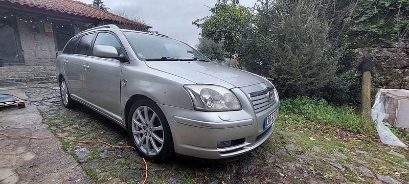 Usado 2003 Toyota Avensis Sedan | € 2.500 (Bom preço) - Imagem 1/4