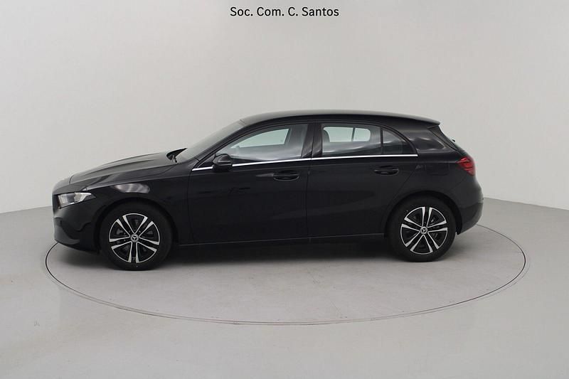 Usado Mercedes A250 218 HP (160 kW) 2024 Preto Sedan