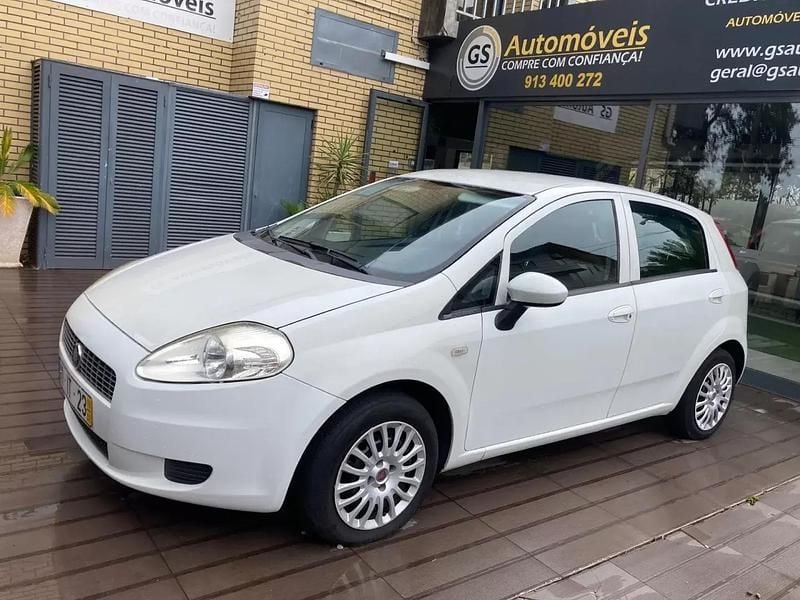 Usado Fiat Punto 75 HP (55 kW) 2010 Branco pérola Citadino