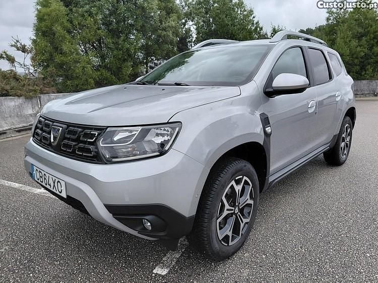 Usado Dacia Duster 101 HP (74 kW) 2021 Cinza SUV