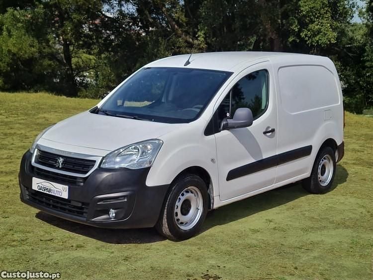Branco Usado 2018 Peugeot Partner Premium Van | € 9.800 (Bom preço) - Imagem 1/1