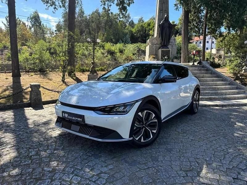 Branco Usado 2022 Kia EV6 Air SUV | € 28.490 (Caro) - Imagem 1/4