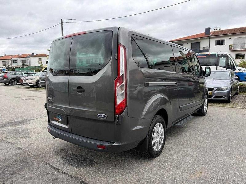 Usado Ford Transit Custom 125 HP (91 kW) 2016 Cinzento