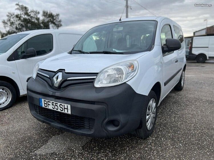 Branco Usado 2018 Renault Kangoo Business Monovolume | € 15.500 (Preço elevado) - Imagem 1/1