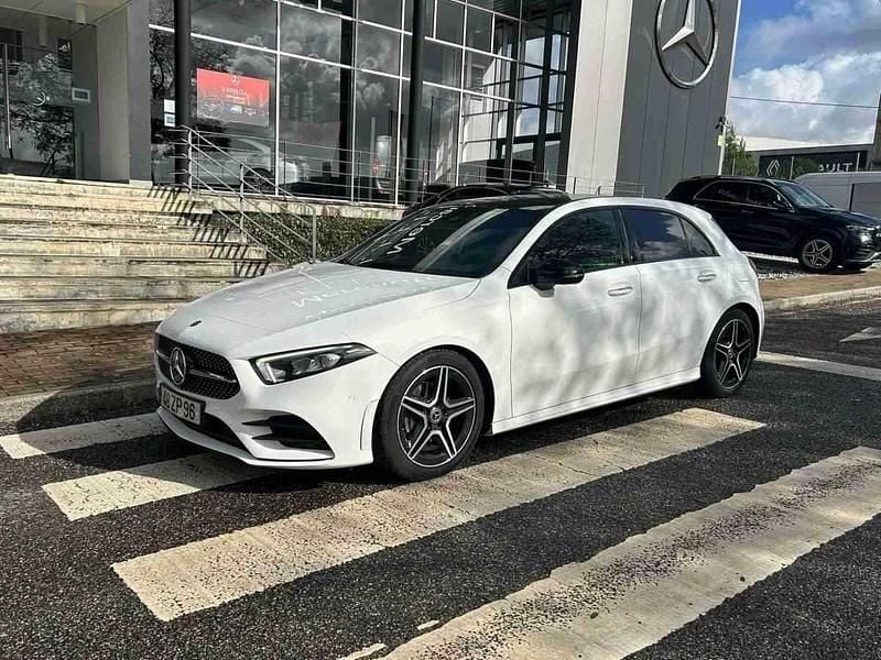 Usado Mercedes 180 116 HP (85 kW) 2019 Branco Sedan