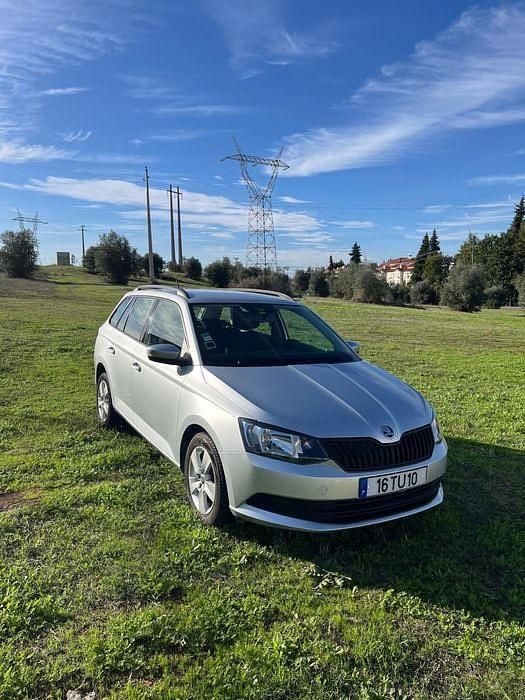 Usado 2017 Skoda Fabia Sedan | € 8.750 (Preço justo) - Imagem 1/4