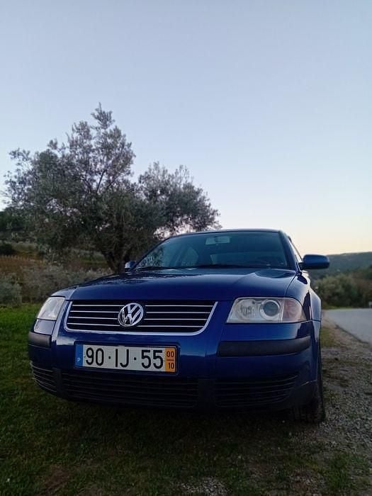 Usado 2000 VW Passat Sedan | € 2.200 - Imagem 1/4