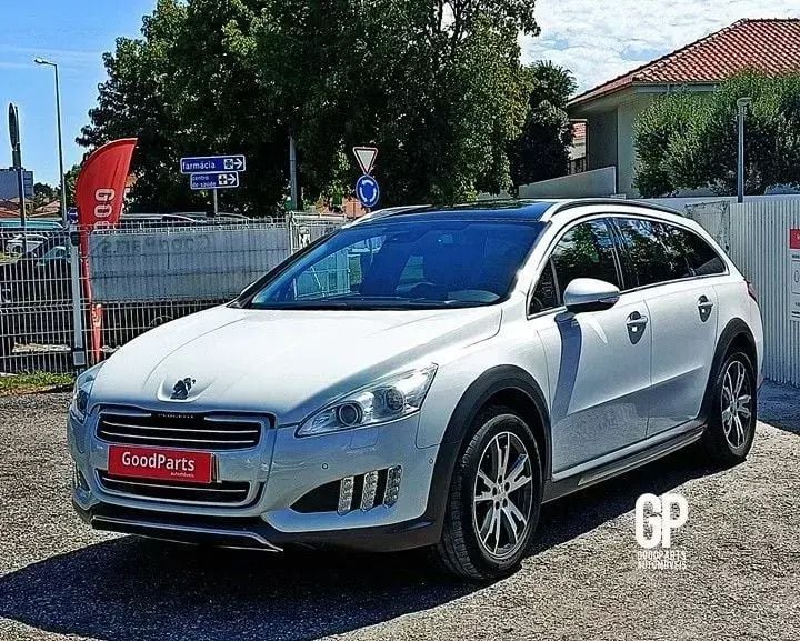 Branco (metalizado) Usado 2014 Peugeot 508 RXH Carrinha | € 11.390 (Preço justo) - Imagem 1/4