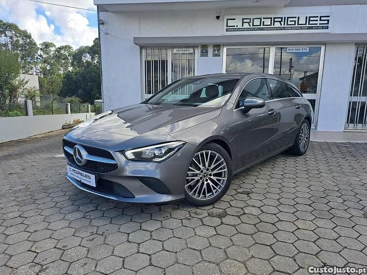 Cinza Usado 2020 Mercedes CLA180 Shooting Brake Carrinha | € 24.900 (Preço elevado) - Imagem 1/1