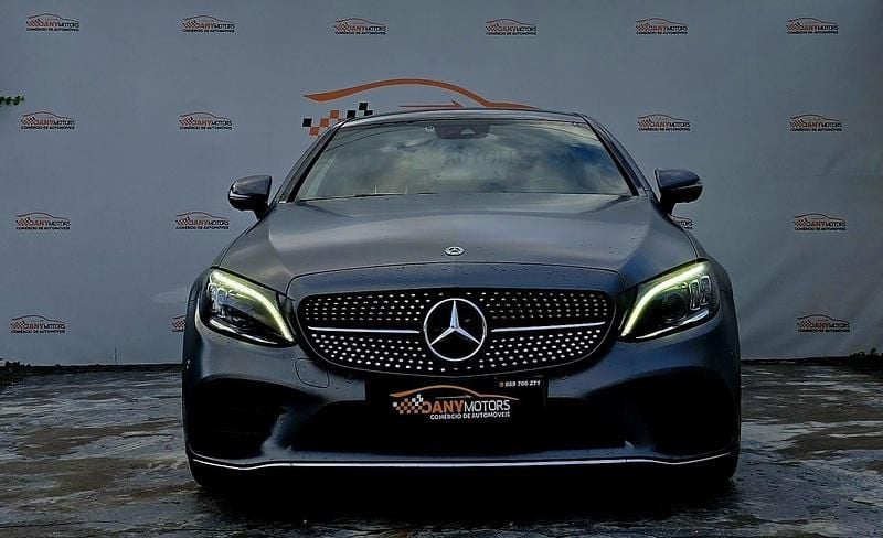 Cinza Usado 2019 Mercedes C220 AMG line Coupé | € 37.900 (Preço justo) - Imagem 1/4
