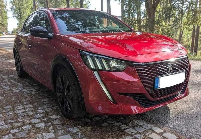 Usado 2023 Peugeot e-208 GT-line Citadino | € 18.989 (Bom preço) - Imagem 1/4
