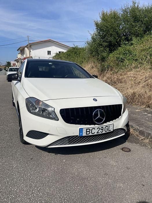 Usado 2015 Mercedes A180 Sedan | € 13.500 (Preço justo) - Imagem 1/4