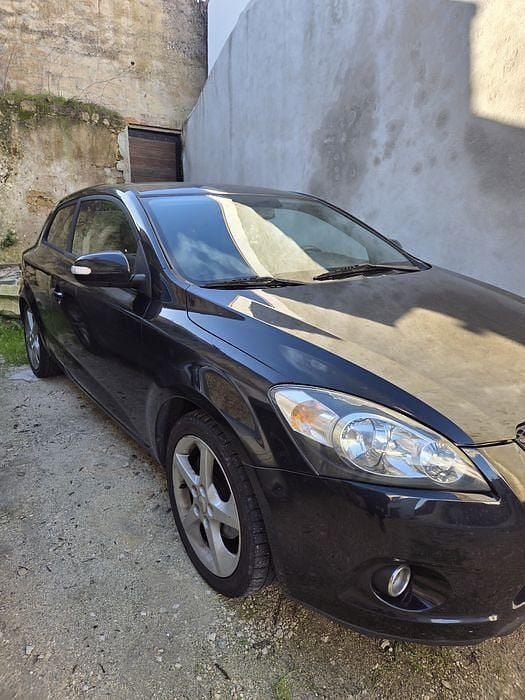 Usado 2010 Kia Ceed Citadino | € 5.200 (Caro) - Imagem 1/4