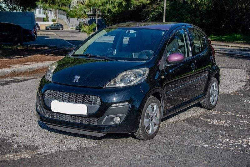 Usado 2013 Peugeot 107 Envy Citadino | € 4.900 (Preço justo) - Imagem 1/4