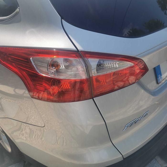 Usado 2013 Ford Focus Sedan | € 6.000 (Bom preço) - Imagem 1/4