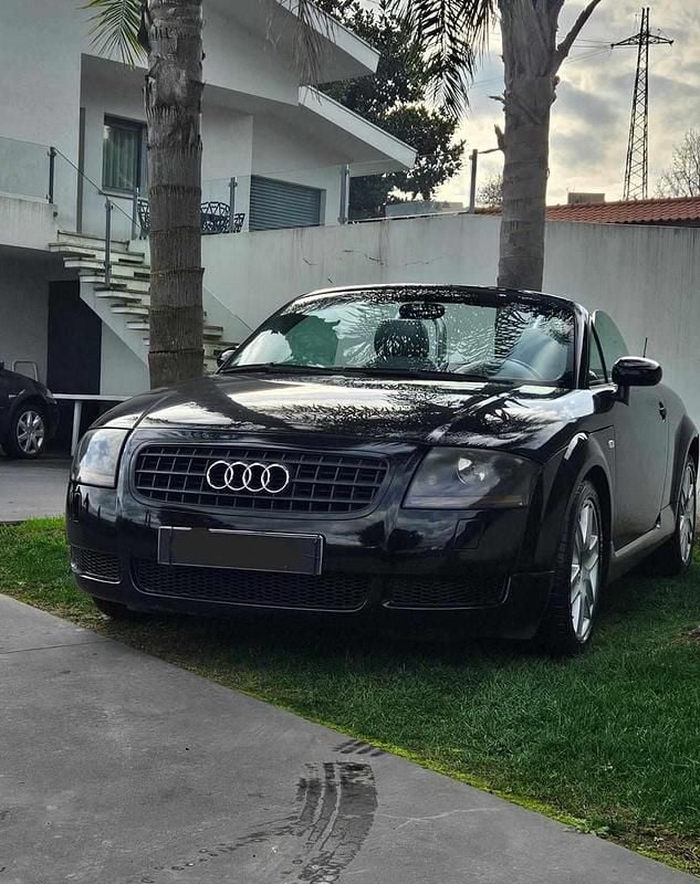Preto Usado 2004 Audi TT | € 8.990 (Preço justo) - Imagem 1/4