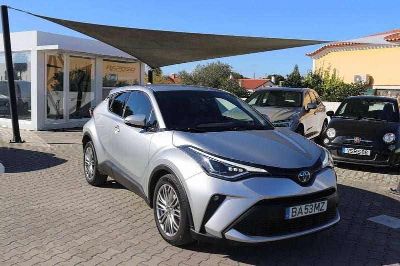 Cinzento Usado 2023 Toyota C-HR SUV | € 27.900 (Bom preço) - Imagem 1/4