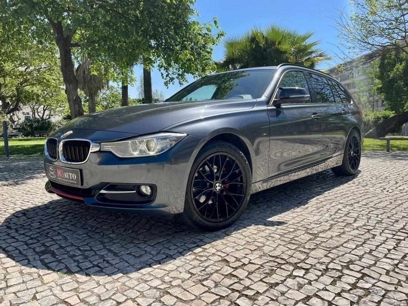 Cinzento Usado 2013 BMW 318 Sport Line Carrinha | € 13.890 (Preço justo) - Imagem 1/4
