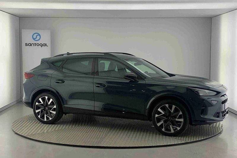 Azul Novo 2025 Cupra Formentor SUV | € 41.990 (Preço elevado) - Imagem 1/4