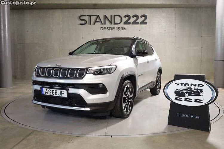 Branco Usado 2022 Jeep Compass Limited SUV | € 26.750 (Preço justo) - Imagem 1/1