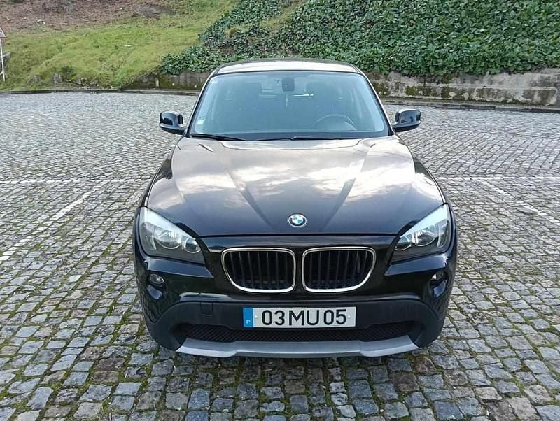Usado BMW X1 143 HP (105 kW) 2012 Preto SUV
