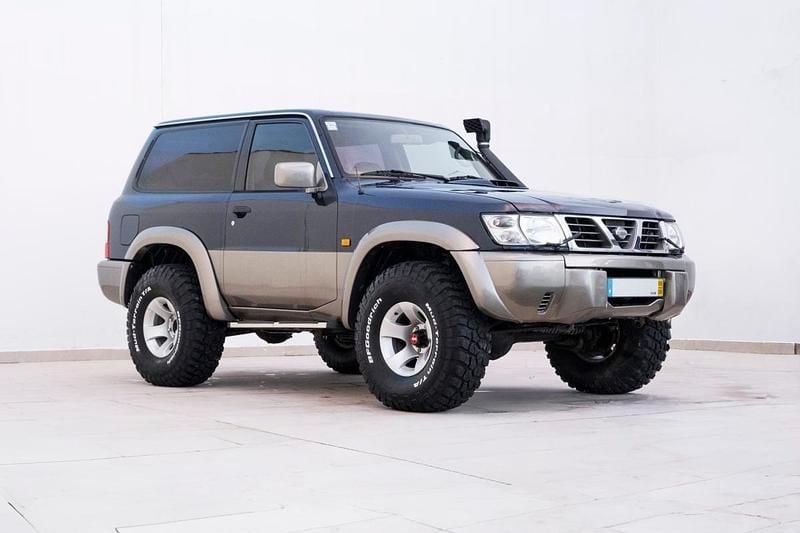 Usado Nissan Patrol 130 HP (95 kW) 1998 Azul SUV