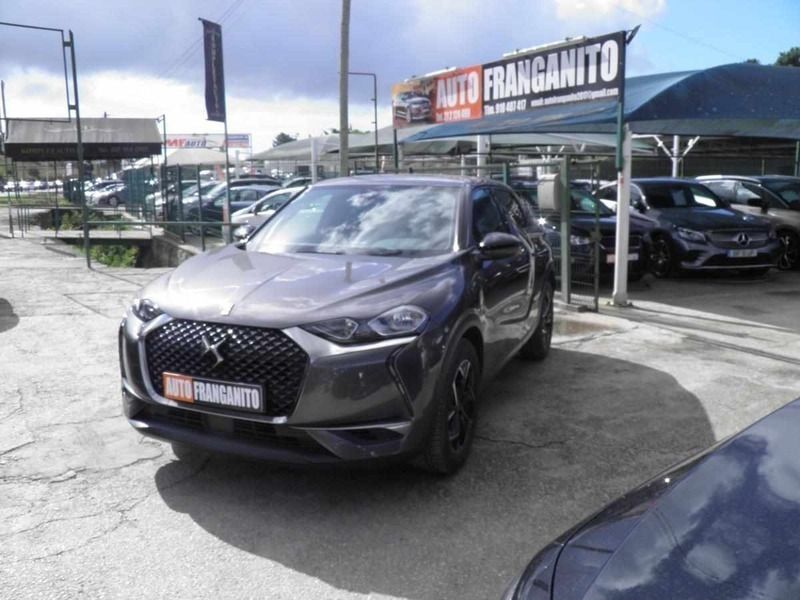 Cinzento Usado 2019 DS Automobiles DS3 Crossback SUV | € 19.900 (Caro) - Imagem 1/4