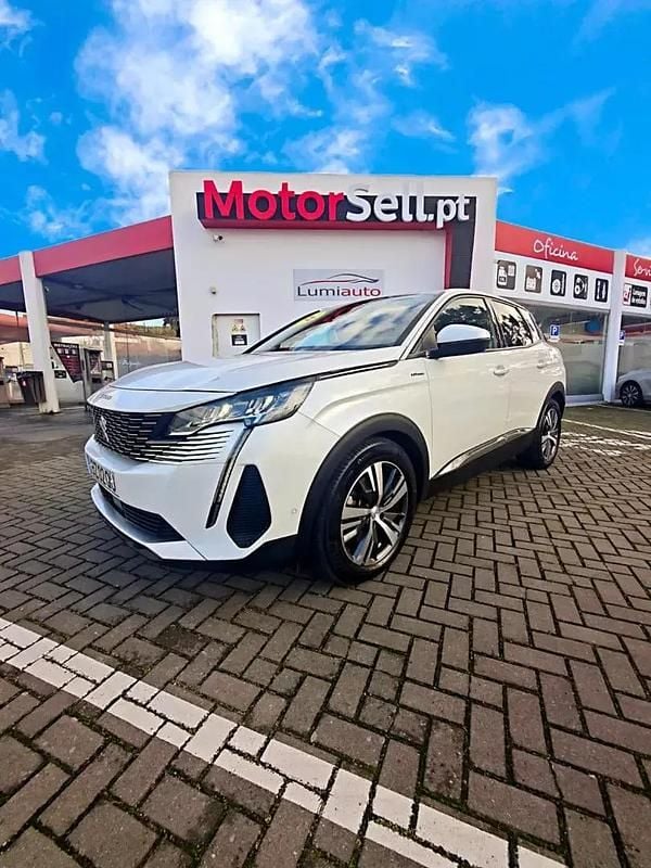 Branco Usado 2021 Peugeot 3008 Allure SUV | € 24.400 - Imagem 1/4