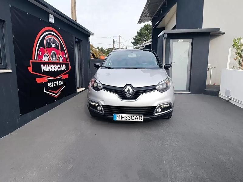 Cinza prata Usado 2016 Renault Captur LIMITED SUV | € 12.490 (Preço justo) - Imagem 1/4