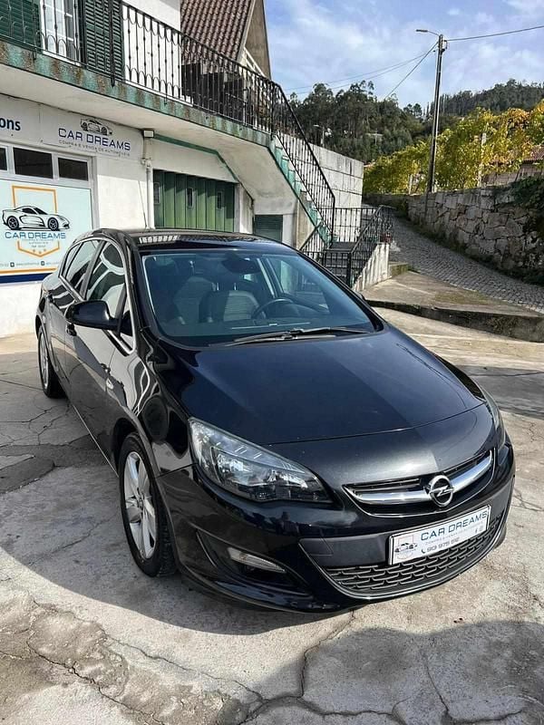 Preto Usado 2015 Opel Astra Citadino | € 8.500 (Bom preço) - Imagem 1/4
