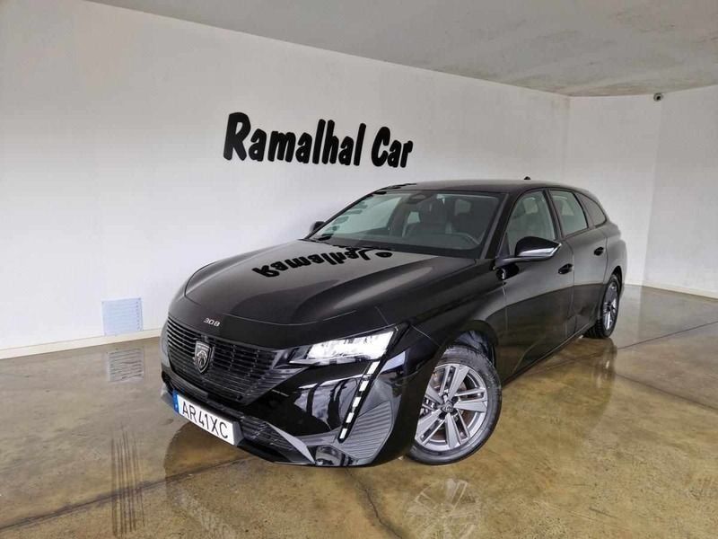Preto Usado 2022 Peugeot 308 Active Carrinha | € 23.700 (Caro) - Imagem 1/4