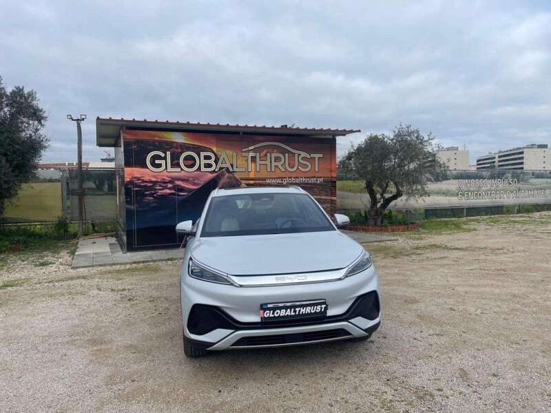 Branco Usado 2024 BYD Atto 3 SUV | € 35.900 (Caro) - Imagem 1/4