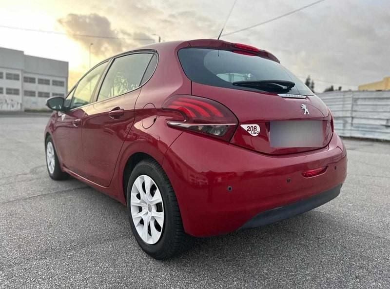 Usado Peugeot 208 82 HP (60 kW) 2017 Vermelho Citadino