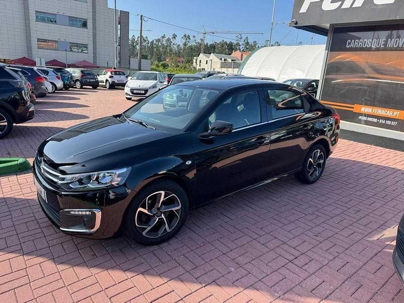 Usado Citroën C-Elysee I Shine 100 HP (73 kW) 2018 Preto Sedan
