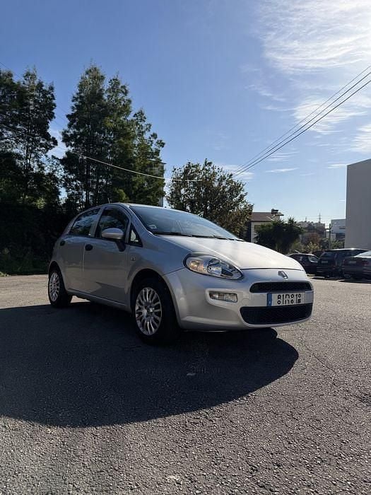 Usado Fiat Punto 2016 Sedan