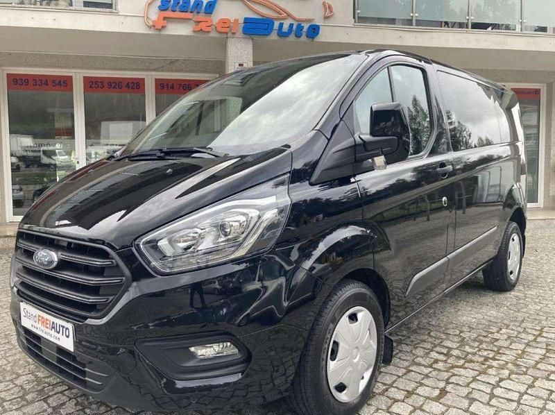 Preto Usado 2021 Ford Transit Custom | € 34.990 - Imagem 1/4