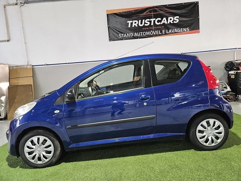 Usado Citroën C1 68 HP (50 kW) 2008 Azul Citadino