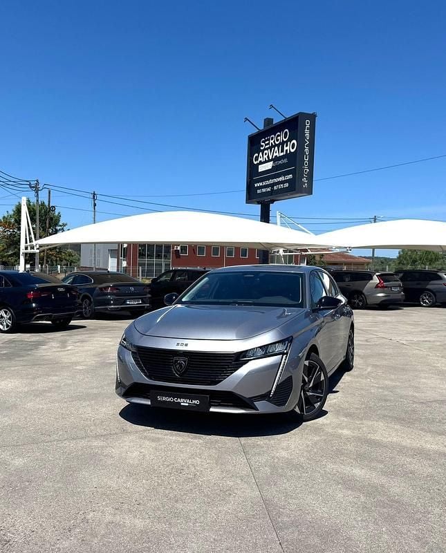 Cinza Usado 2024 Peugeot 308 Allure | € 25.000 (Preço justo) - Imagem 1/4