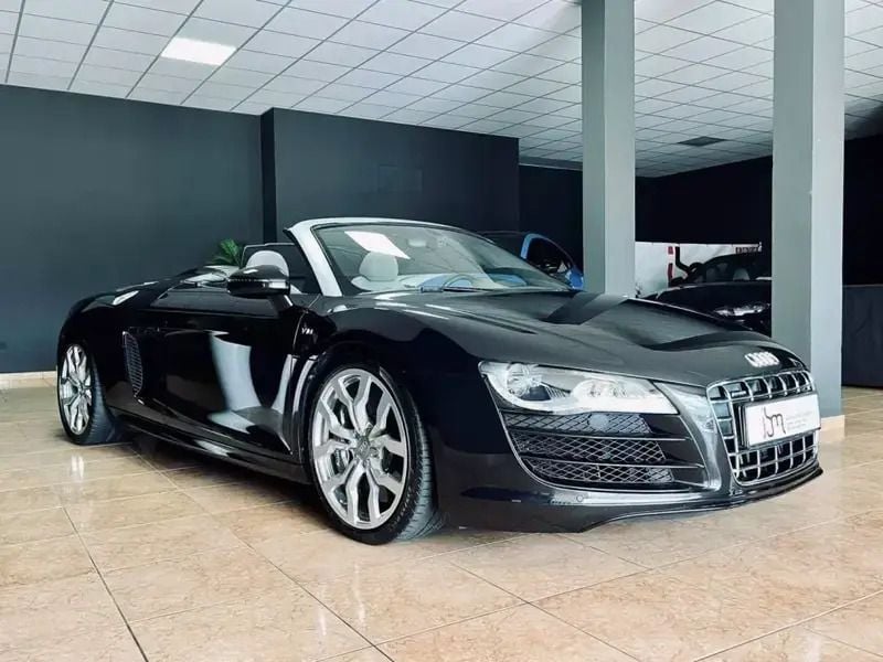 Usado Audi R8 Spyder 525 HP (386 kW) 2010 Preto Cabrios